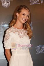 Rosie Huntington-Whiteley at Shanghai Photocall (8).jpg