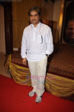 Vishal Bharadwaj launch Barse Barse album in Santacruz on 16th July 2011 (24).JPG