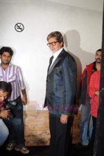Amitabh Bachchan promotes Aarakshan on the sets of X Factor India in Filmcity, Mumbai on 19th July 2011 (3).JPG