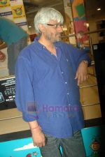 Vikram Bhatt at DVD launch of Haunted - 3D in Planet M on 19th July 2011 (50).JPG