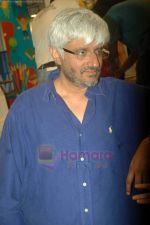 Vikram Bhatt at DVD launch of Haunted - 3D in Planet M on 19th July 2011 (51).JPG