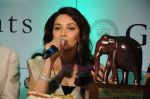 Madhuri Dixit at the launch of Emeralds for Elephants in India for 1st Time in Taj on 20th July 2011 (200).JPG