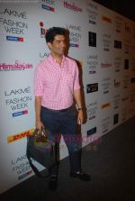 Manish Malhotra at Lakme Fashion Week Winter-Festive 2011 press Meet in Mumbai on 21st July 2011 (32).JPG