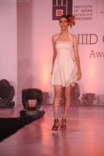 Model walk the ramp for IIID-Copper show in ITC Parel, Mumbai on 21st July 2011 (15).JPG