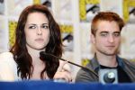 Kristen Stewart, Robert Pattinson poses to promote Breaking Dawn from the Twilight Saga at  the 2011 Comic-Con International Day 1 at the San Diego Convention Center on July 21, 2011 (7).jpg