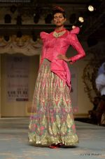 Model walk the ramp for Varun Bahl showcase at Synergy 1 Delhi Couture Week 2011 in Taj Palace, Delhi on 22nd July 2011 (2).JPG