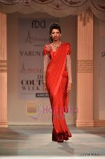 Model walk the ramp for Varun Bahl showcase at Synergy 1 Delhi Couture Week 2011 in Taj Palace, Delhi on 22nd July 2011 (65).JPG