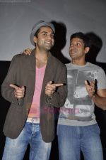 Abhay Deol, Farhan Akhtar Promote Zindagi Na Milege Dobara in Cinemax, Mumbai on 23rd July 2011 (56).JPG