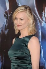 Yvonne Strahovski arrives at the world premiere of the movie Cowboys and Aliens at San Diego Civic Theatre on July 23, 2011 in San Diego, California (2).jpg