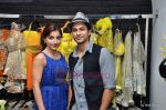 Soha Ali Khan, Kunal Khemu at Manav Gangwani store launch at DLF Emporio in Delhi on 24th July 2011 (109).JPG