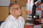 Gulzar at the Audio release of Chala Mussaddi - Office Office in Radiocity Office on 25th July 2011 (10).JPG