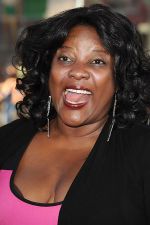 Loretta Devine attends the LA Premiere of the movie Rise Of The Planet Of The Apes on 28th July 2011 at the Grauman_s Chinese Theatre in Hollywood, CA  United States.jpg