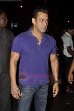 Salman Khan at Arpita Khan_s birthday bash in Aurus on 29th July 2011 (48).JPG