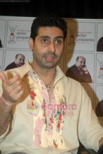 Abhishek Bachchan teaches at Anupam Kher_s Action Prepares in Santacruz, Mumbai on 2nd Aug 2011 (26).JPG