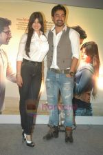 Ayesha Takia, Ranvijay Singh at Nagesh Kuknoor_s film Mod first look in Cinemax, Mumbai on 2nd Aug 2011 (38).JPG