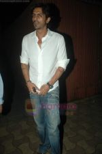 Arjun Rampal at Abhishek Kapoor_s birthday bash in Aurus on 6th Aug 2011 (81).JPG