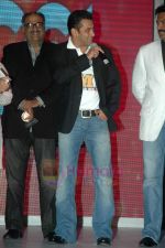 Salman Khan at Salman_s CCL press conference in Bandra, Mumbai on 6th Aug 2011 (83).JPG