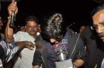 Shahrukh Khan snapped at international airport on 6th Aug 2011 (8).JPG