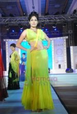 at Glam fashion show by All India Gems and Jewellery Trade Federation in Grand Hyatt, Mumbai on 8th Aug 2011 (43).JPG