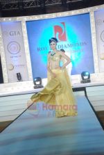 at Glam fashion show by All India Gems and Jewellery Trade Federation in Grand Hyatt, Mumbai on 8th Aug 2011 (72).JPG