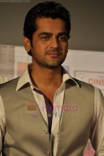 Arjan Bajwa  unveil Tell Me O Khuda look in Cinemax, Mumbai on 12th Aug 2011 (36).JPG