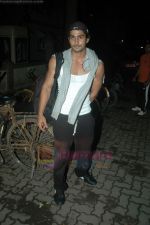 Prateik Babbar snapped in Bandra, Gold Gym, Mumbai on 13th Aug 2011 (1).JPG