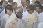 Amitabh Bachchan at Bollywood pays tribute to Shammi Kapoor on 14th Aug 2011 (135).JPG