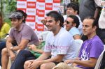 Salman Khan at Men_s Helath fridly soccer match with celeb dads and kids in Stanslauss School on 15th Aug 2011 (20).JPG