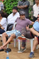 Salman Khan at Men_s Helath fridly soccer match with celeb dads and kids in Stanslauss School on 15th Aug 2011 (21).JPG