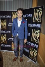 Imran Khan at the launch of Live My Life show on UTV stars in JW Marriott on 17th Aug 2011 (33).JPG