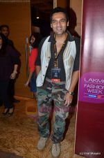 at Lakme Fashion Week 2011 Day 1 in Grand Hyatt, Mumbai on 17th Aug 2011-1 (81).JPG