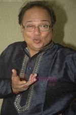 Rakesh Bedi at sab tv launches chintu chinki aur ek love story on 18th Aug 2011 (52).JPG