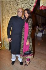 Achint Kaur at Endemol_s Sanket Vanzara_s brother wedding reception in The Club on 23rd Aug 2011 (18).JPG