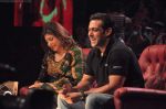 Salman Khan, Alka Yagnik on the sets of Sa Re Ga Ma Lil Champs in Famous Studio on 23rd Aug 2011 (78).JPG