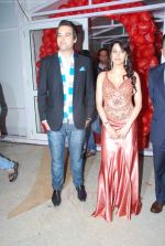 Mikaal Zulfikaar, Priti Soni at Ur My jaan music launch in Juhu, Mumbai on 25th Aug 2011 (8).JPG
