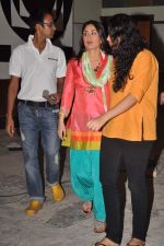 Kareena Kapoor on the sets of UTV Stars in Mehboob on 27th Aug 2011 (2).JPG