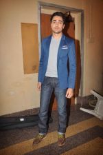 Imran Khan on the sets of Zee Lil Champs in Famous Studio, Mahalaxmi on 29th Aug 2011 (45).JPG