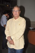 Salim Khan at special screening of Bodyguard in Pixion, Bandra, Mumbai on 29th Aug 2011 (37).JPG