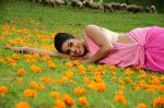 Shamna Kasim (Poorna) in Chelagatam Movie Stills (14).jpg