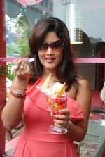 Soumya Bollapragada Launches Scoops Temptations on 27th August 2011 (21).jpg
