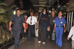 Amitabh Bachchan snapped with designer sling  in International Airport, Mumbai on 30th Aug 2011 (13).JPG