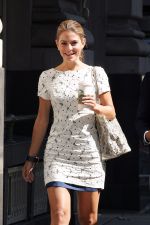 Maria Menounos Candids in New York City on 30th August 2011 (2).jpg