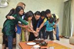 Adnan Sami celebrates eid at home with kids of SAREGAMA Lil Champs in Andheri, Mumbai on 31st Aug 2011 (21).JPG