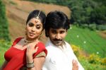 Shamna Kasim (Poorna), Sai Pradeep Pinisetty (Aadhi) in Chelagatam Movie Stills (19).jpg