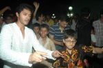 Shreyas Talpade brings ganpati home in Mumbai on 1st Sept 2011 (47).JPG
