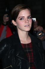 Emma Watson attends the GQ Men of the Year Awards 2011 in Royal Opera House on September 06, 2011 (36).jpg