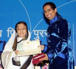 Pratibha Devisingh Patil at 58th National Film Awards on 9th Sept 2011 (5).jpg