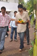 Ranbir Kapoor at RK Ganpati in Chembur on 10th Sept 2011 (29).JPG