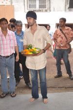 Ranbir Kapoor at RK Ganpati in Chembur on 10th Sept 2011 (32).JPG