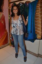 Munisha Khatwani at the launch of new collection by designer Nisha Sagar in Juhu, Mumbai on 13th Sept 2011 (91).JPG